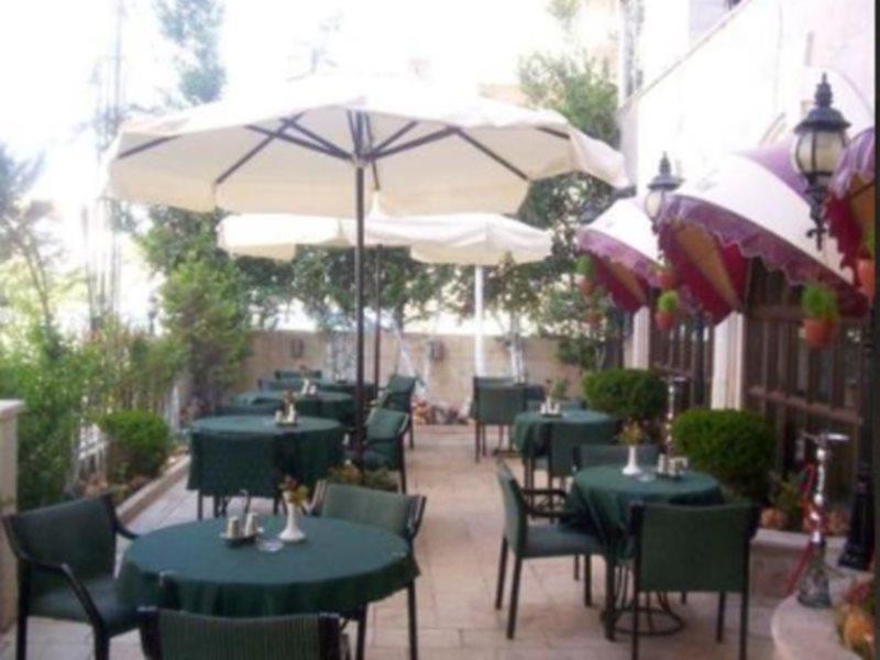 Commodore Hotel Amman Eksteriør bilde